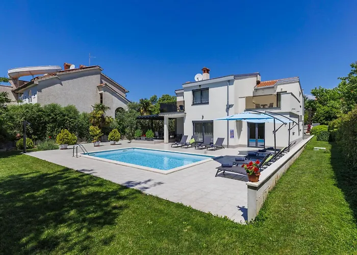 Romina By Interhome ヴィラ ポレッチ