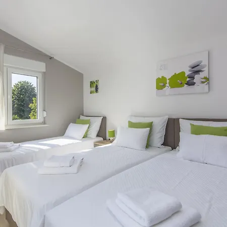 Romina By Interhome * Poreč