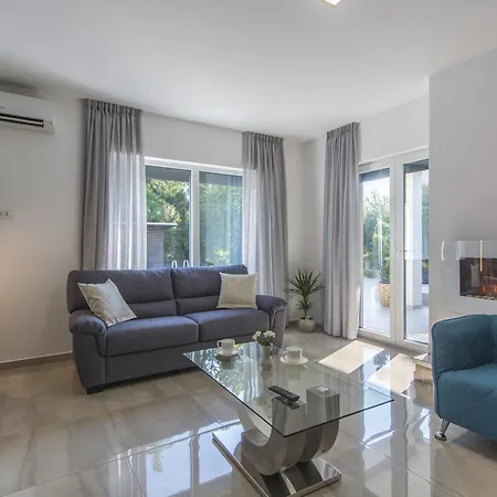 Villa Romina By Interhome