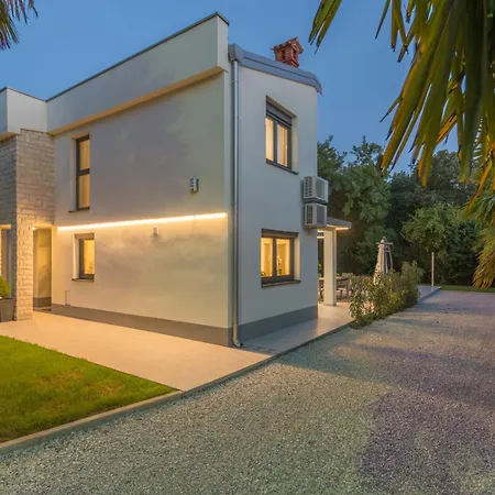 Romina By Interhome