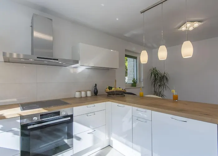 Romina By Interhome 포레치